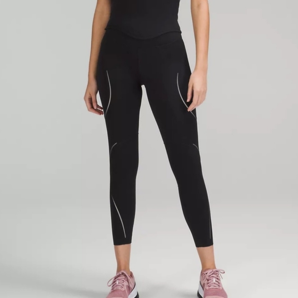 Lululemon Base Pace High-Rise Reflective Tight 25" black BLK 2